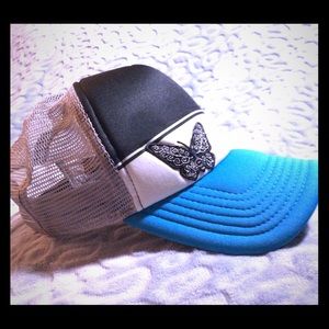 Billabong truckers hat